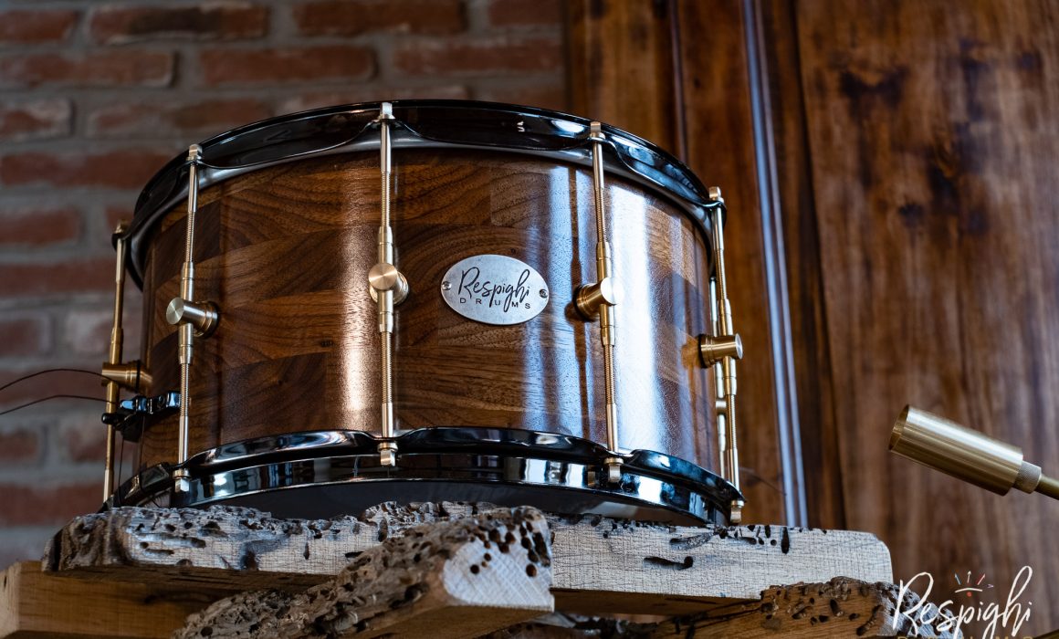 Rullante in noce e hardware in ottone handmade "Elegance Series"di Respighi Drums